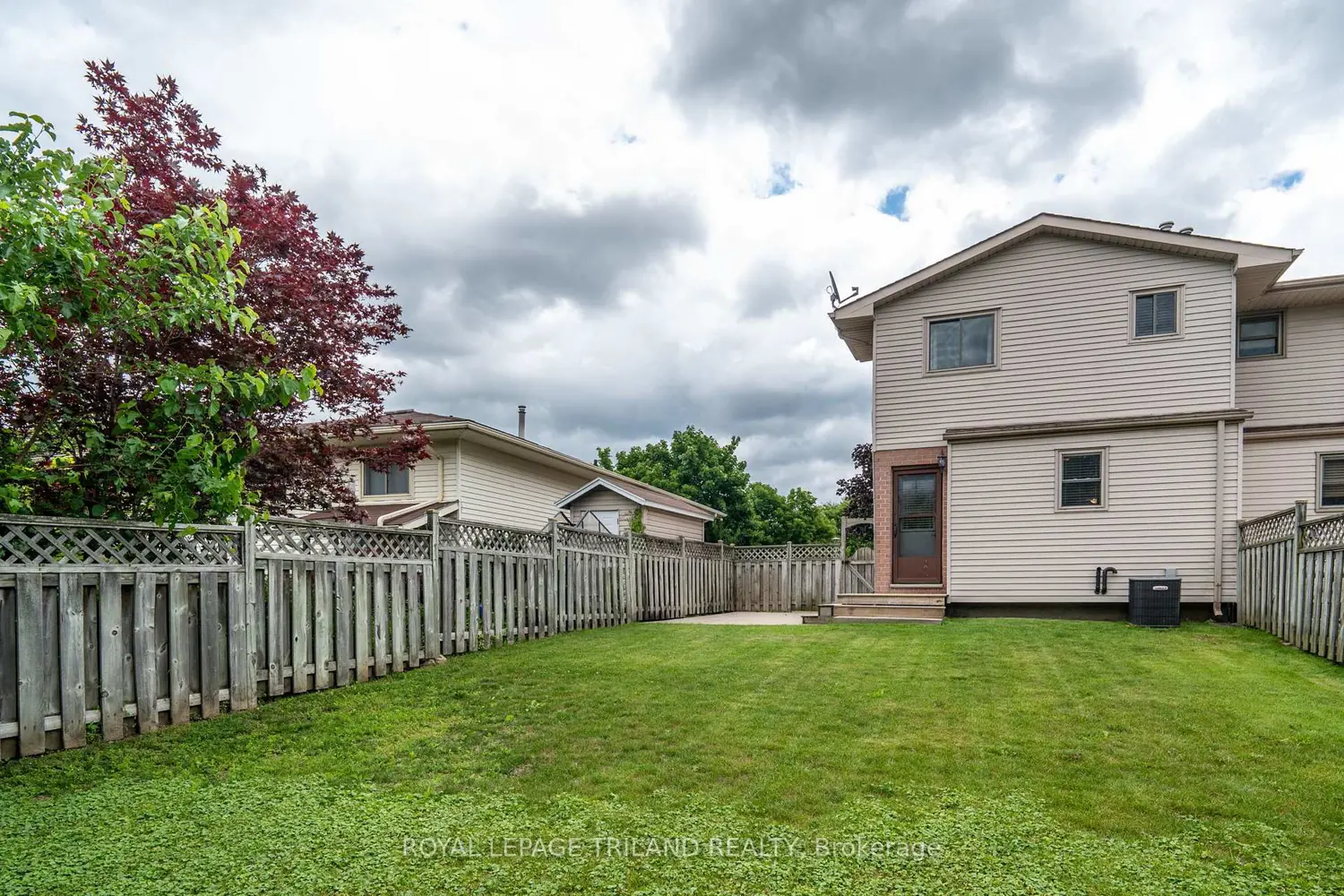 83 Bonaventure Drive photo 3
