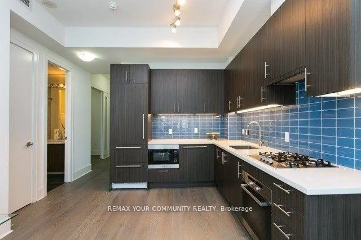 29 Queens Quay 918 photo 3