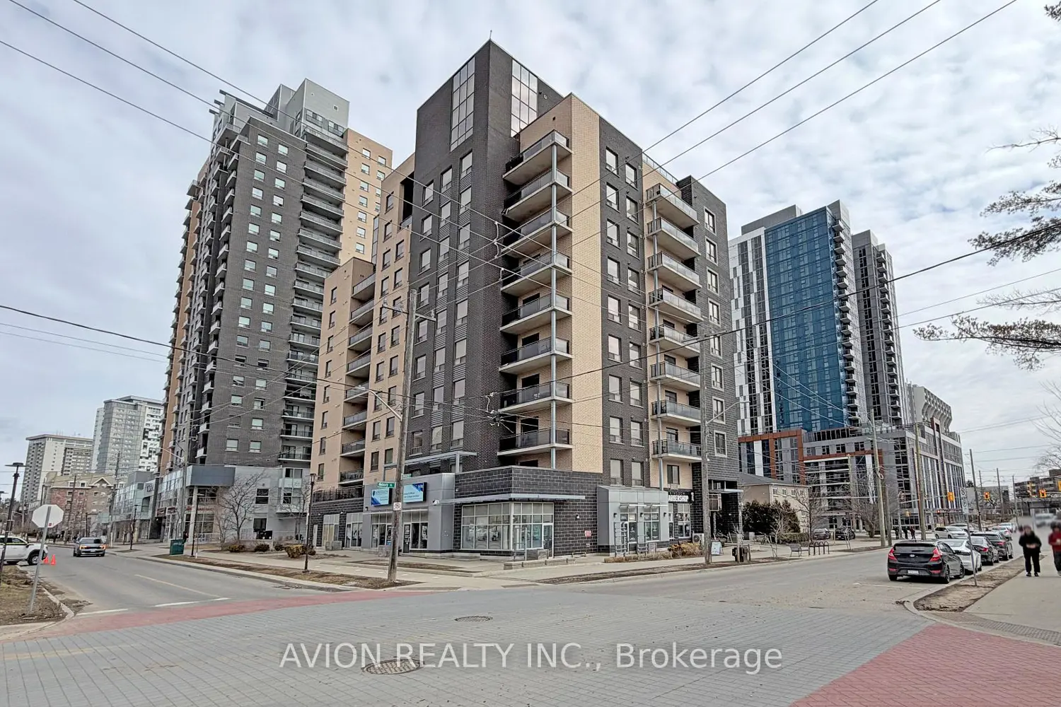 8 Hickory Street 806