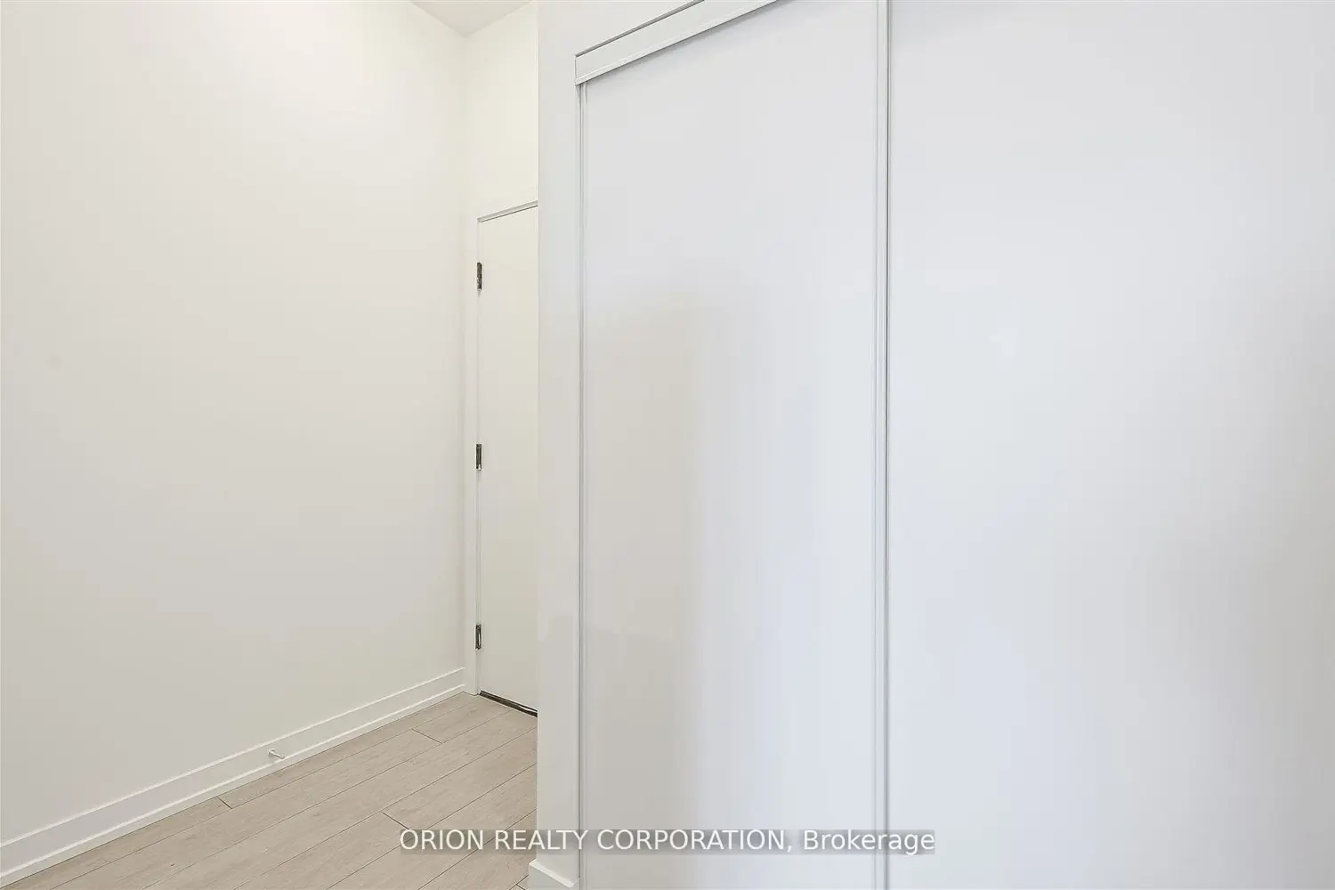 556 Marlee Avenue 110 photo 4