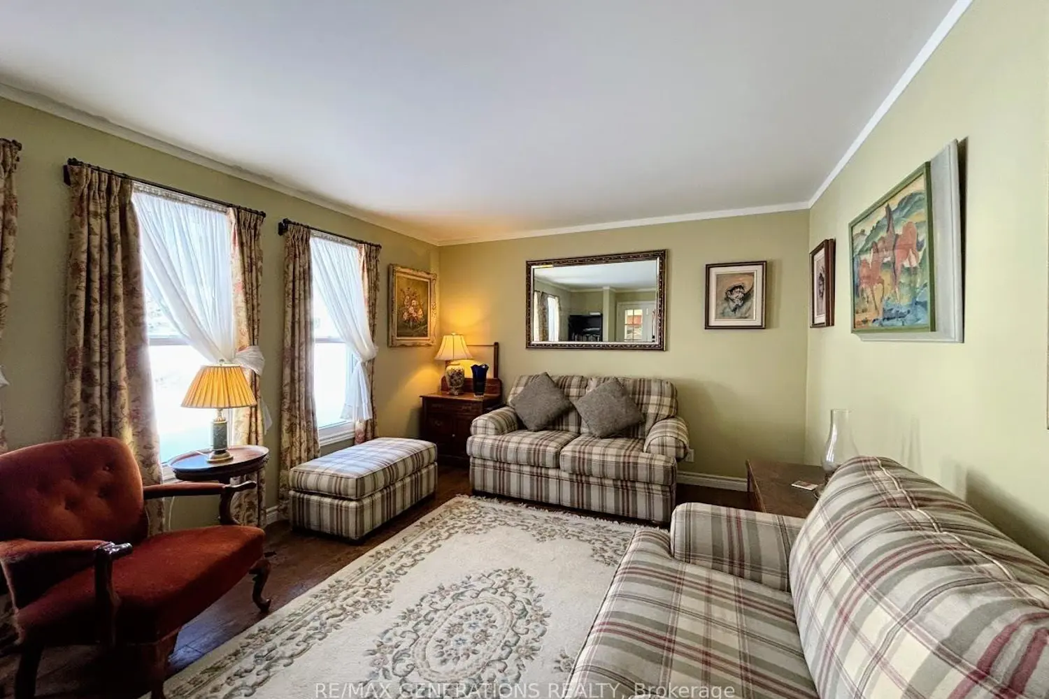 48 Redwing Avenue photo 2