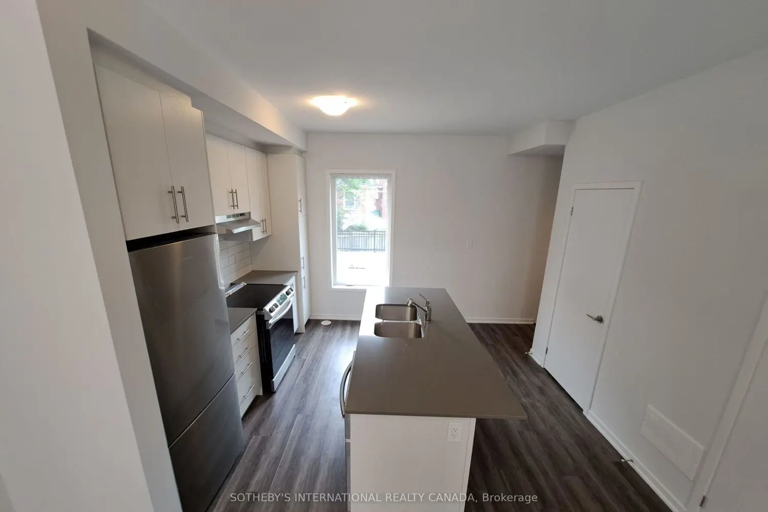 10 William Jackson Way 77 photo 4