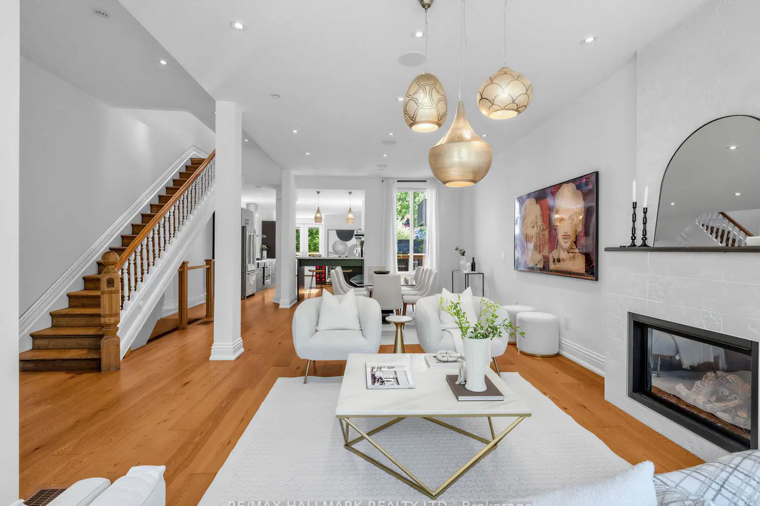 25 Grange Avenue photo 4