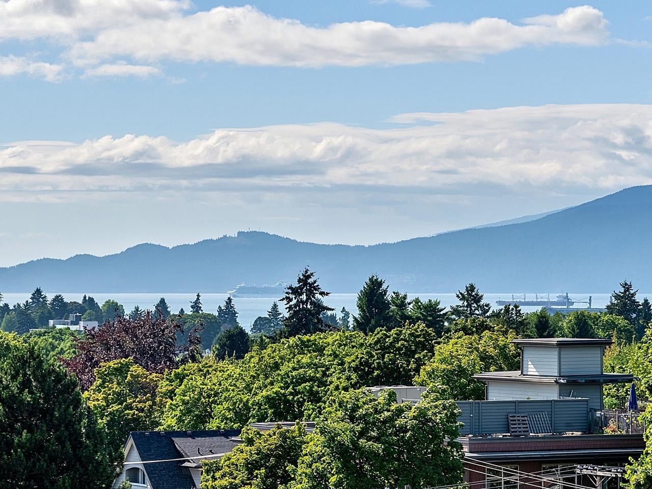 710-2228 Broadway W, Vancouver, BC, V6K 0B1