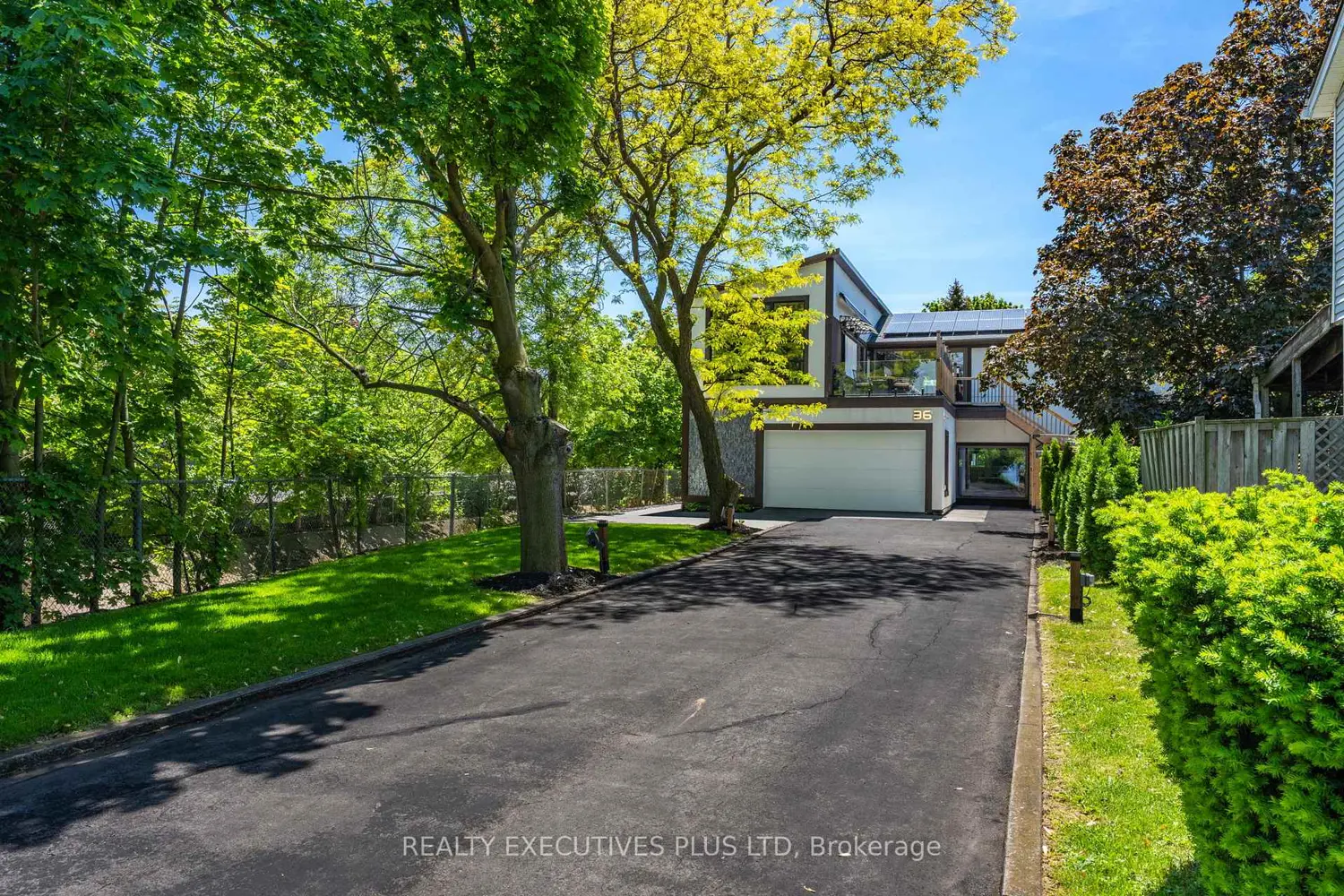 36 Lakeview Drive photo 4