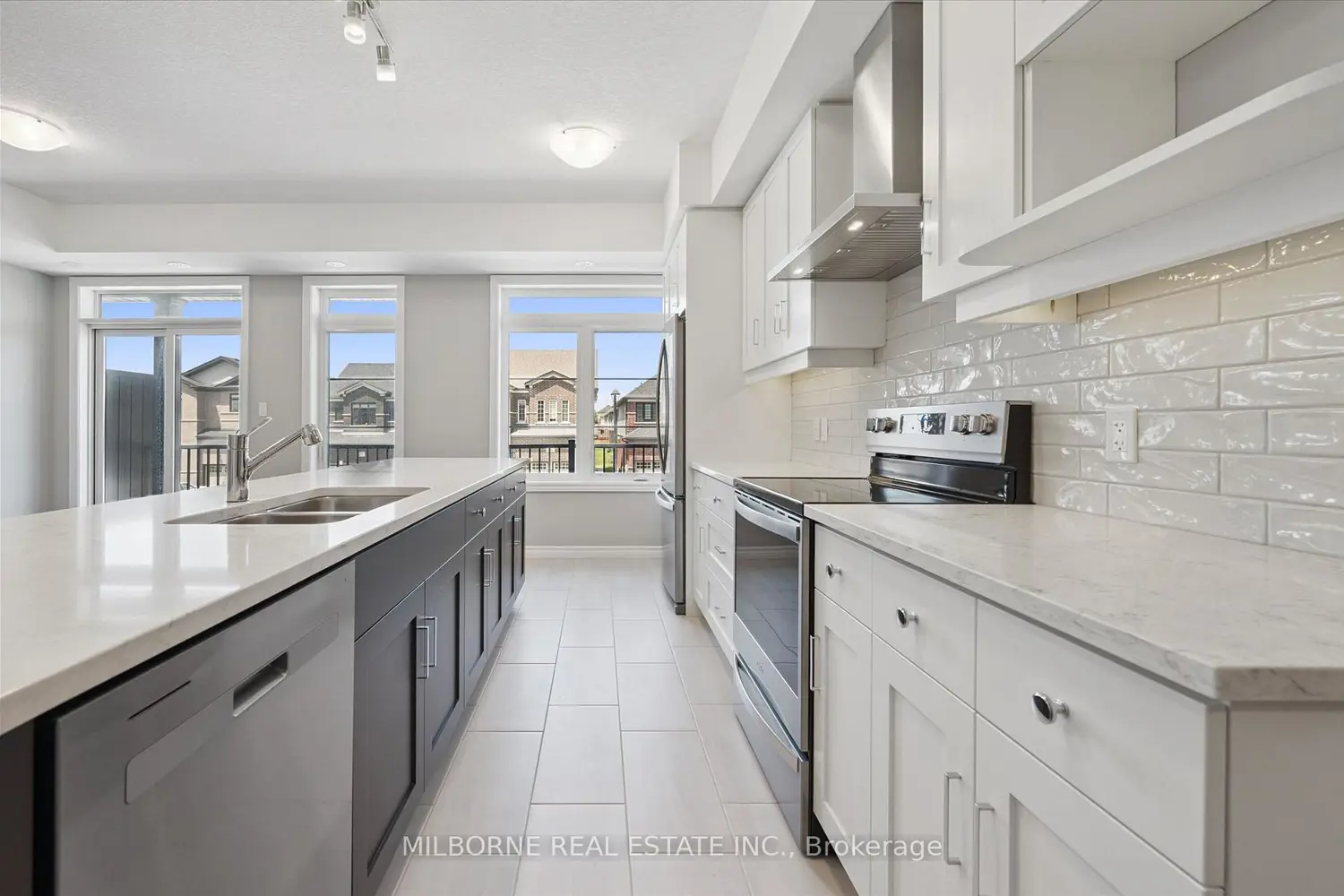 38 Arabella Drive photo 4