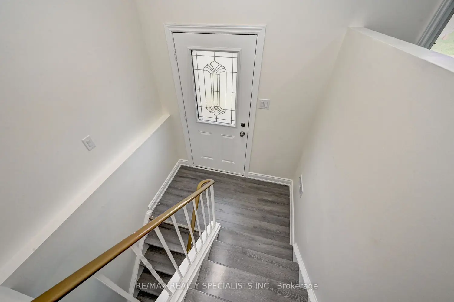 11 Dinison Crescent photo 4