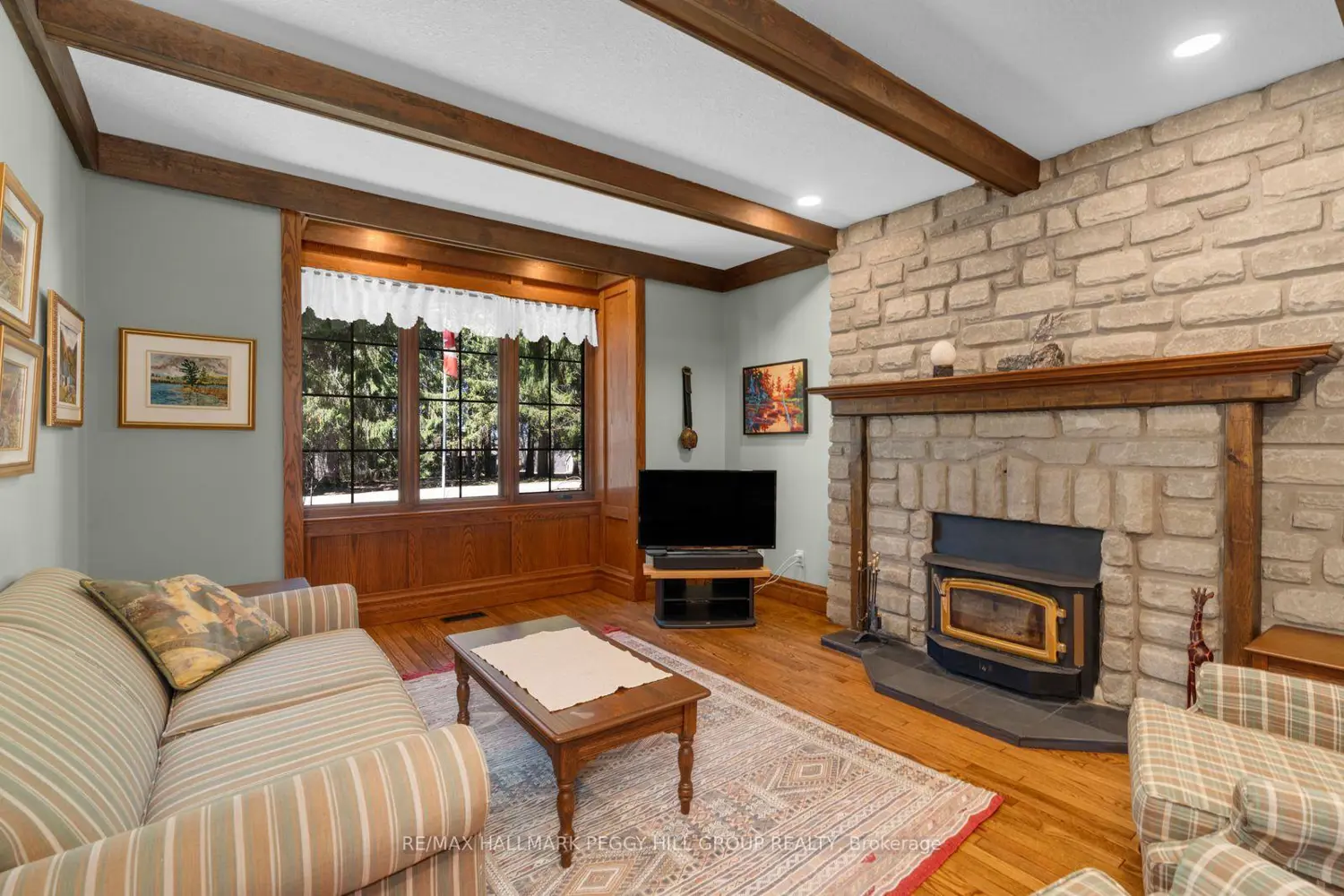 26 Cathedral Pines Road photo 3