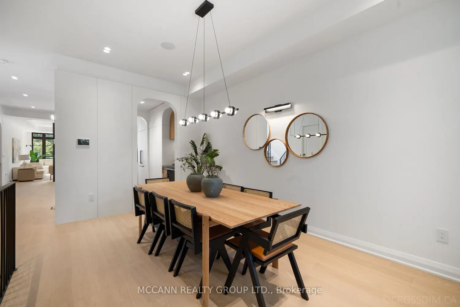 162 Arlington Avenue photo 5