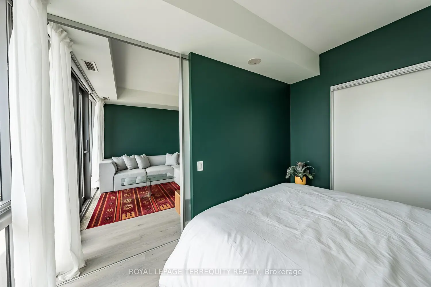 70 Distillery Lane 2107 photo 3