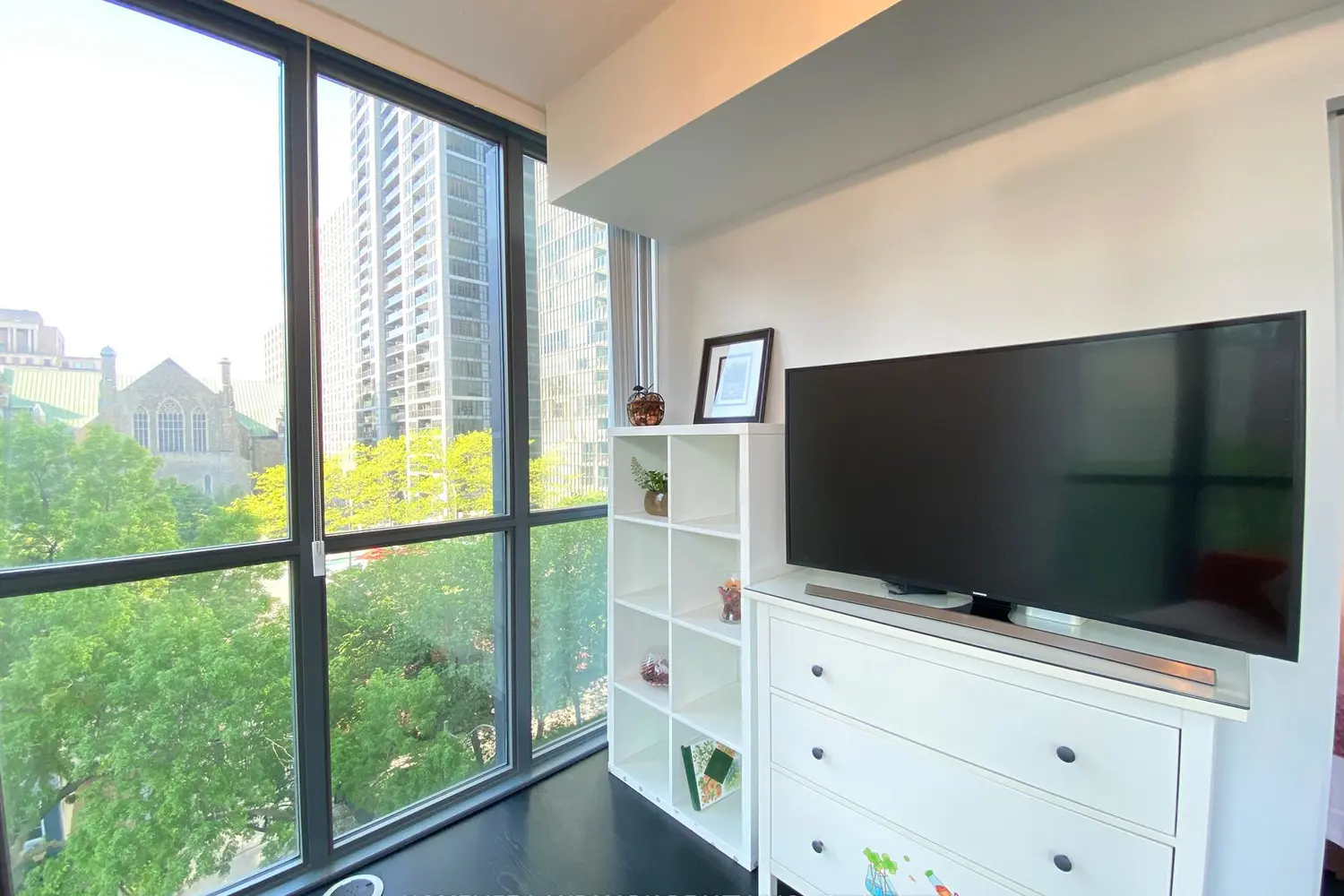101 Charles Street 606 photo 5