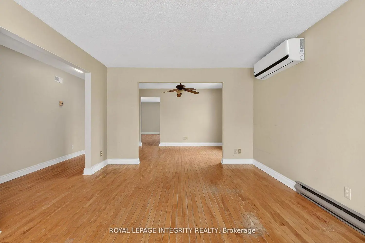 3064 Rue Principale Street photo 2