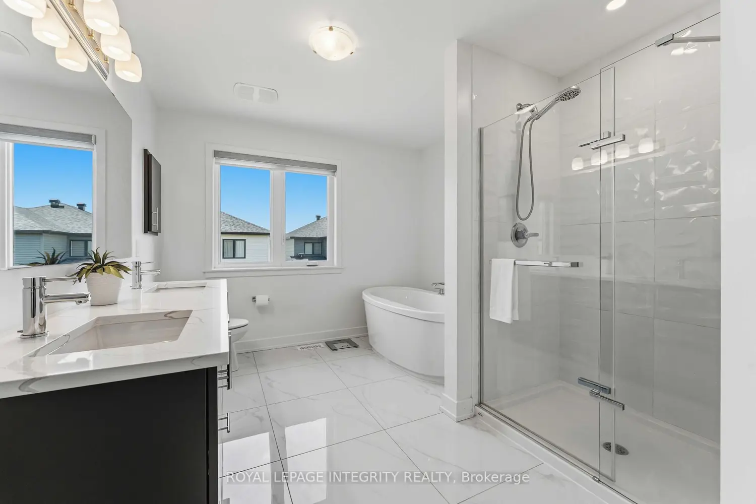 698 Odyssey Way photo 5