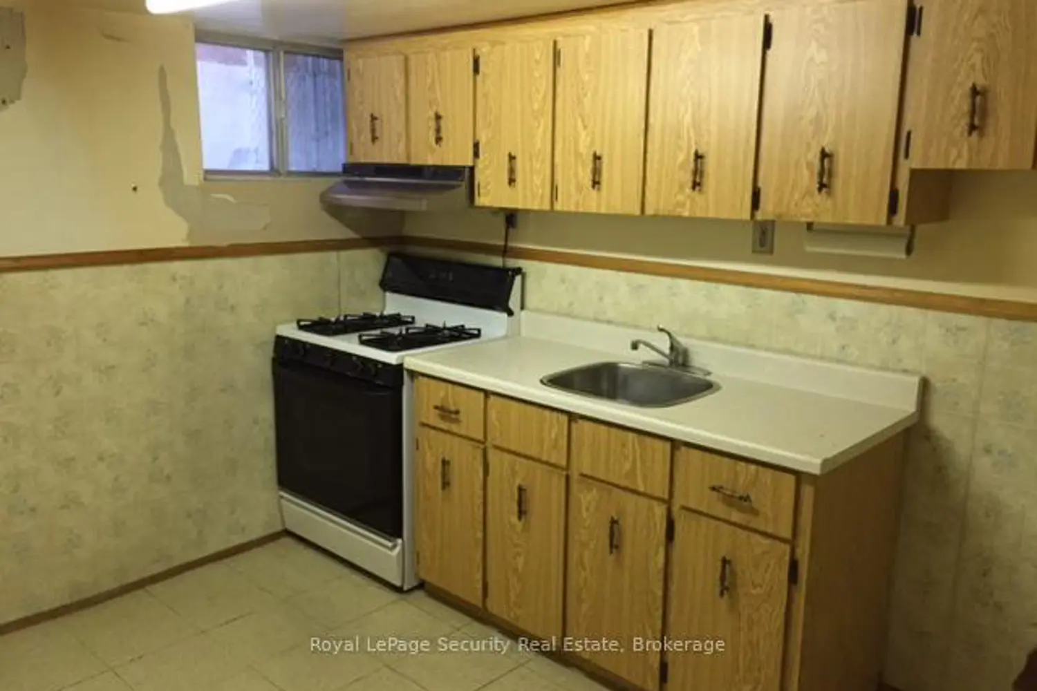 464 Euclid Avenue photo 5