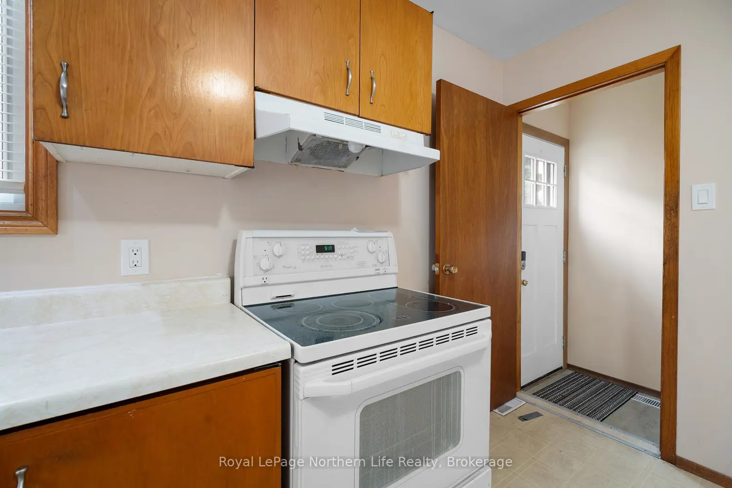 212 Michener Drive photo 5