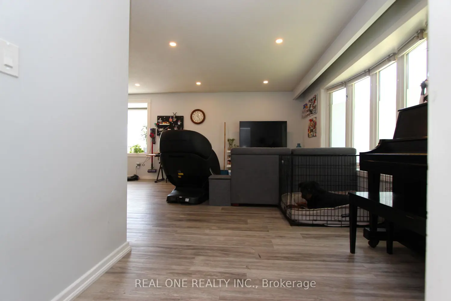 25 Bigwin Drive photo 5