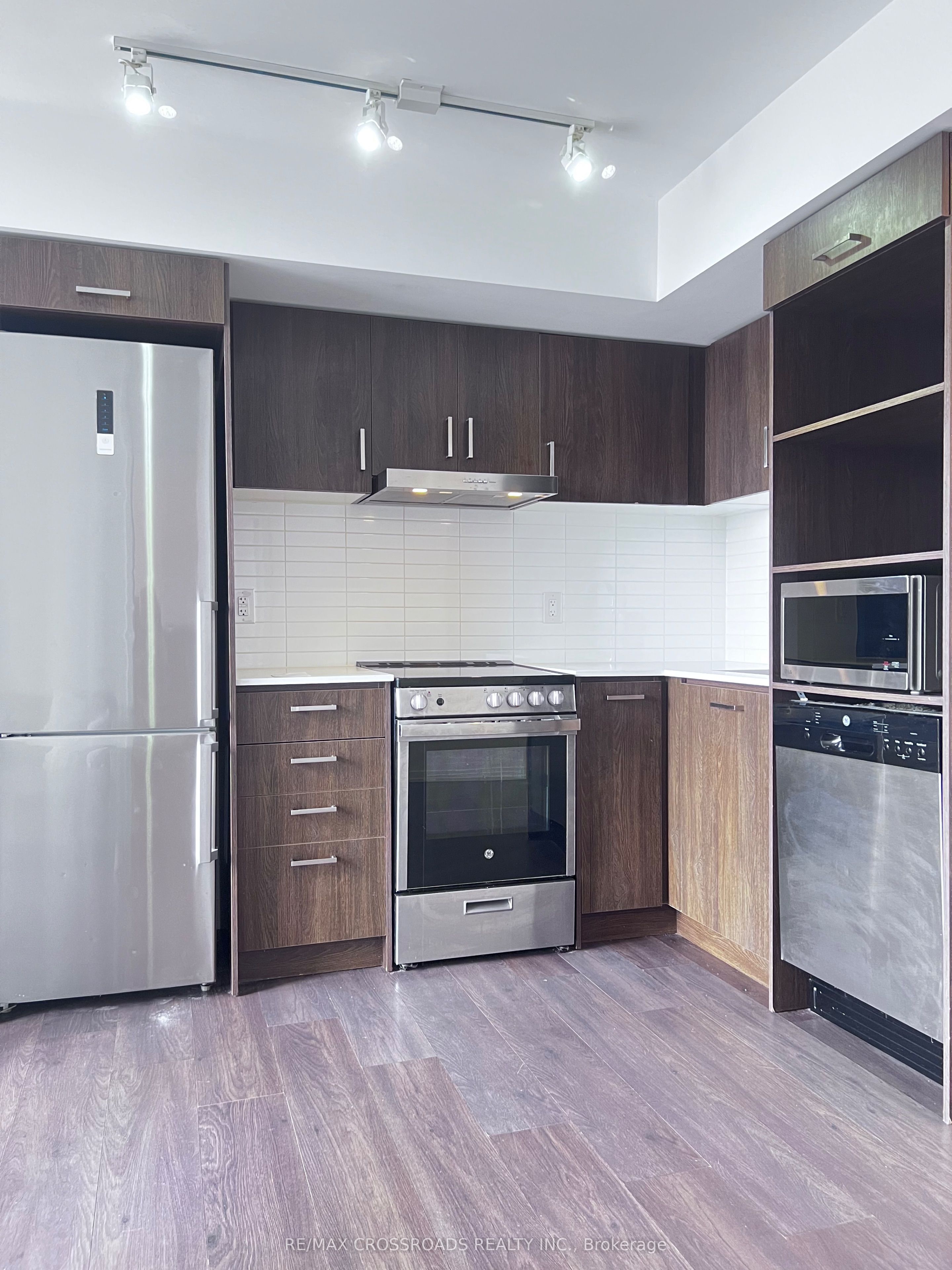 PH111-219 Dundas Street E, Toronto, ON, M5A 0V1 photo 3