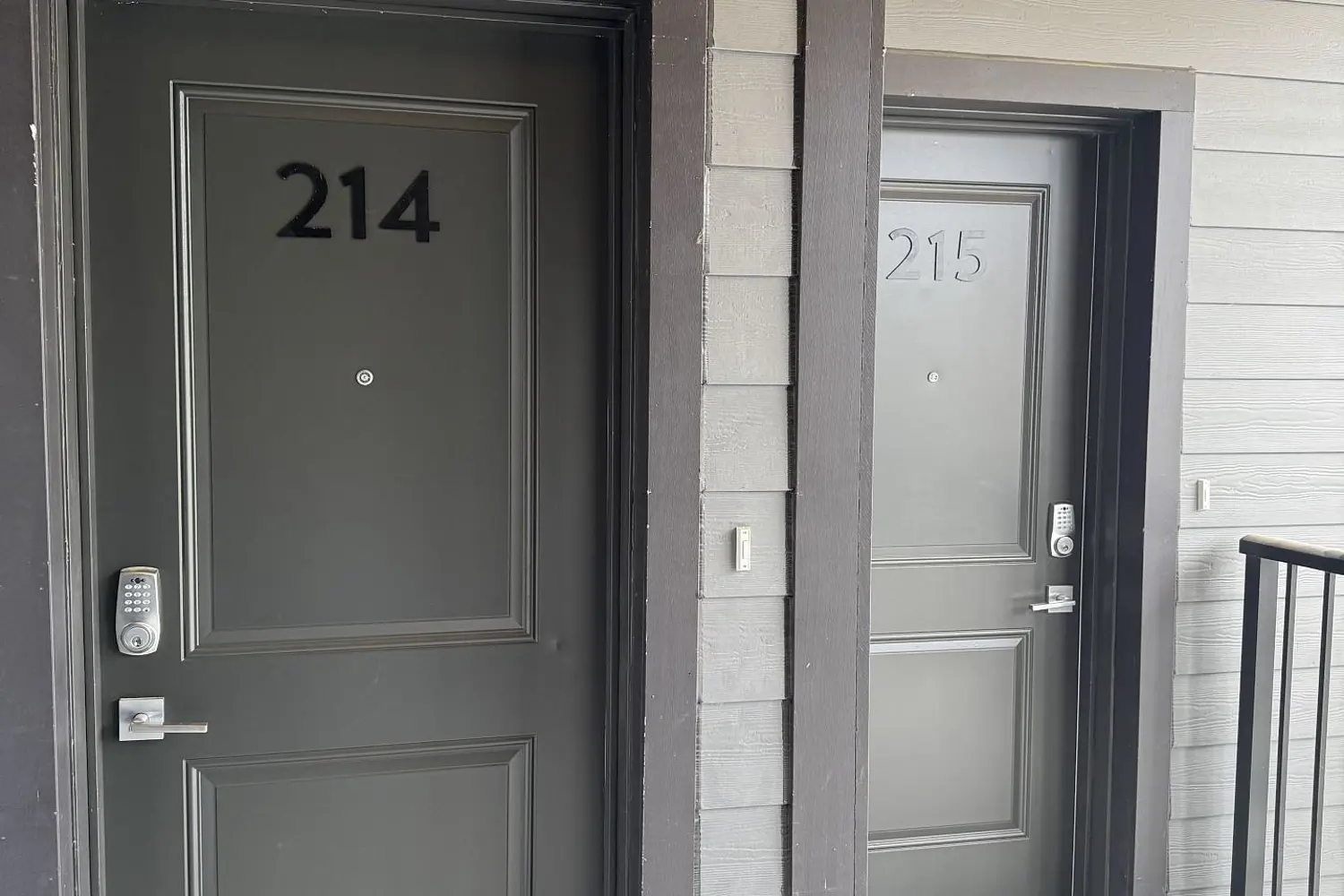 708 Woolwich Street 214 photo 3