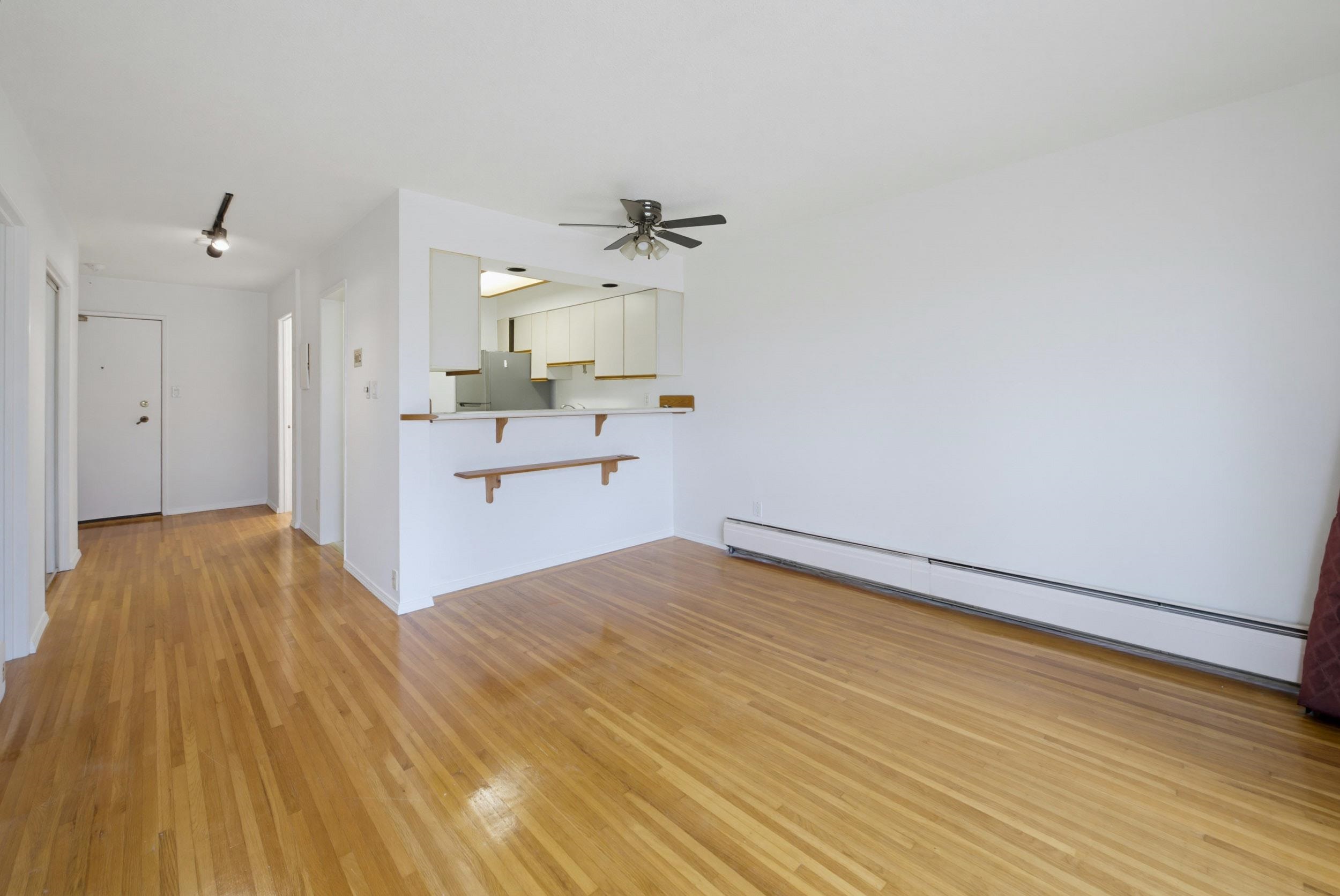 301-2125 2nd Avenue W, Vancouver, BC, V6K 1H7