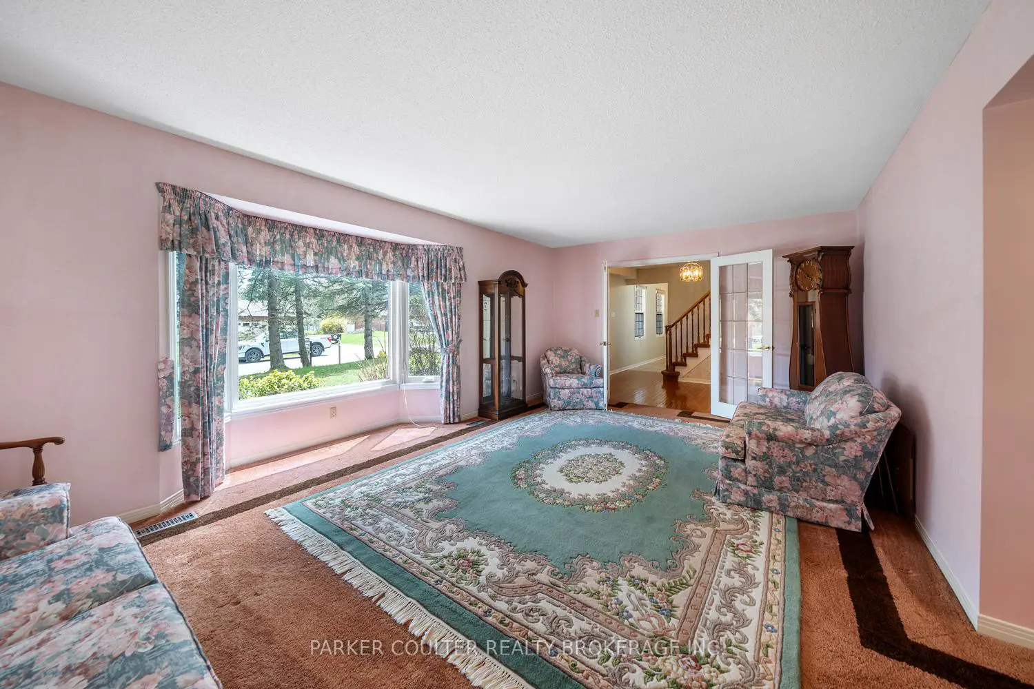 16 Cardinal Crescent photo 5