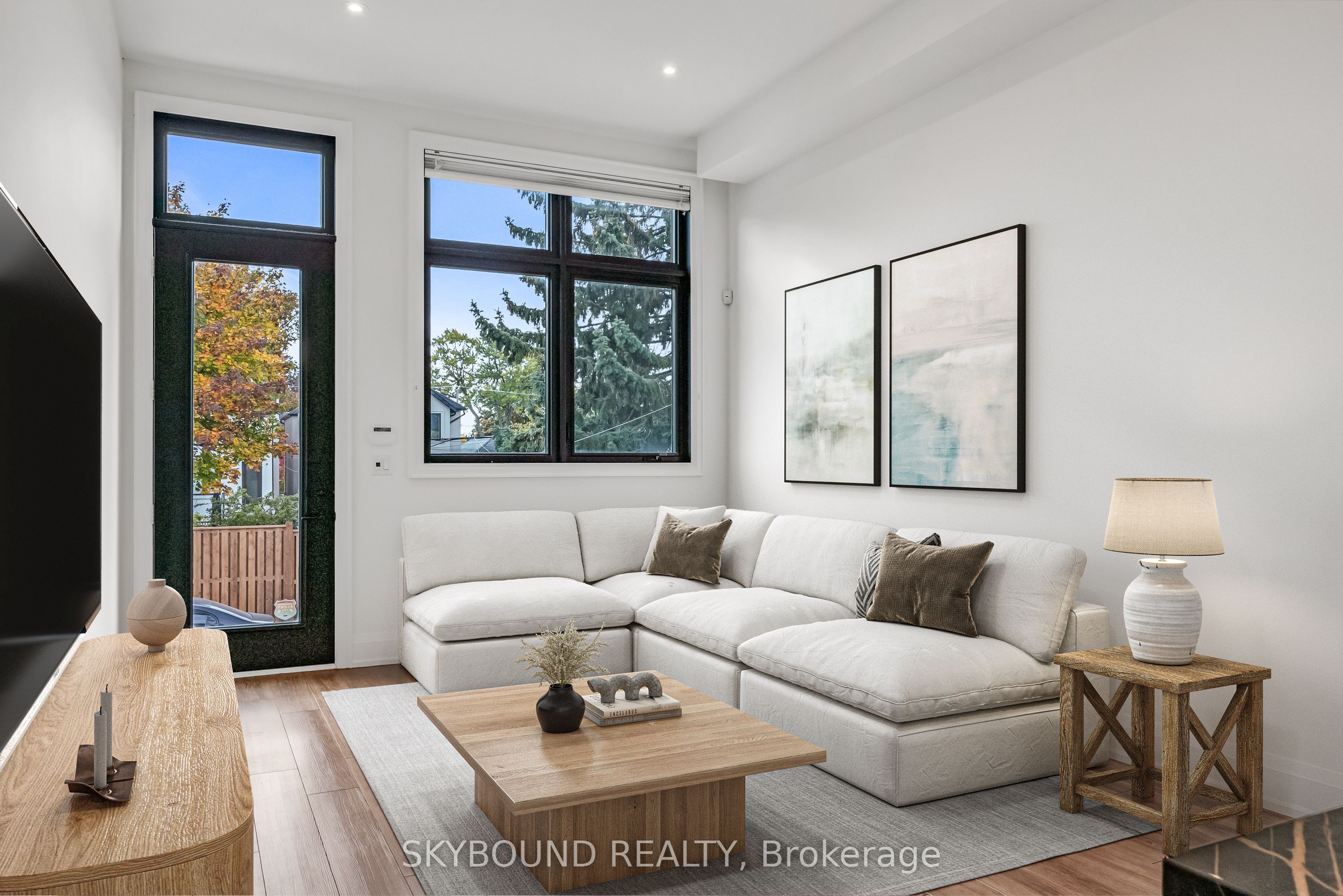 B-323 Mortimer Avenue, Toronto, ON, M4J 2C9 photo 5