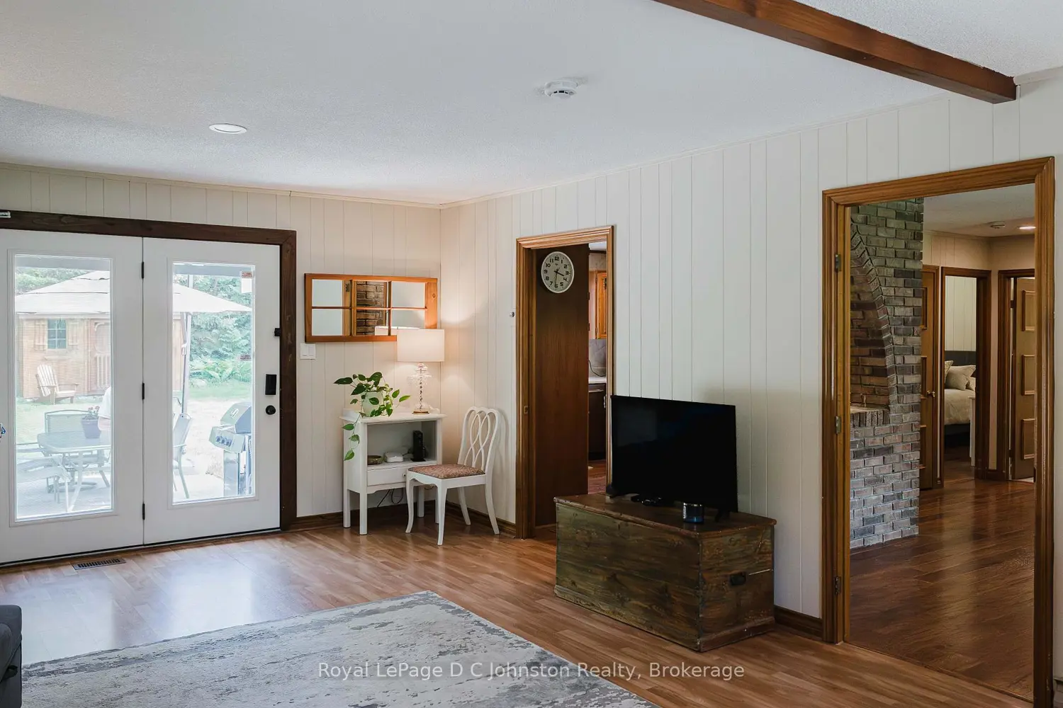 471 Eckford Avenue photo 3
