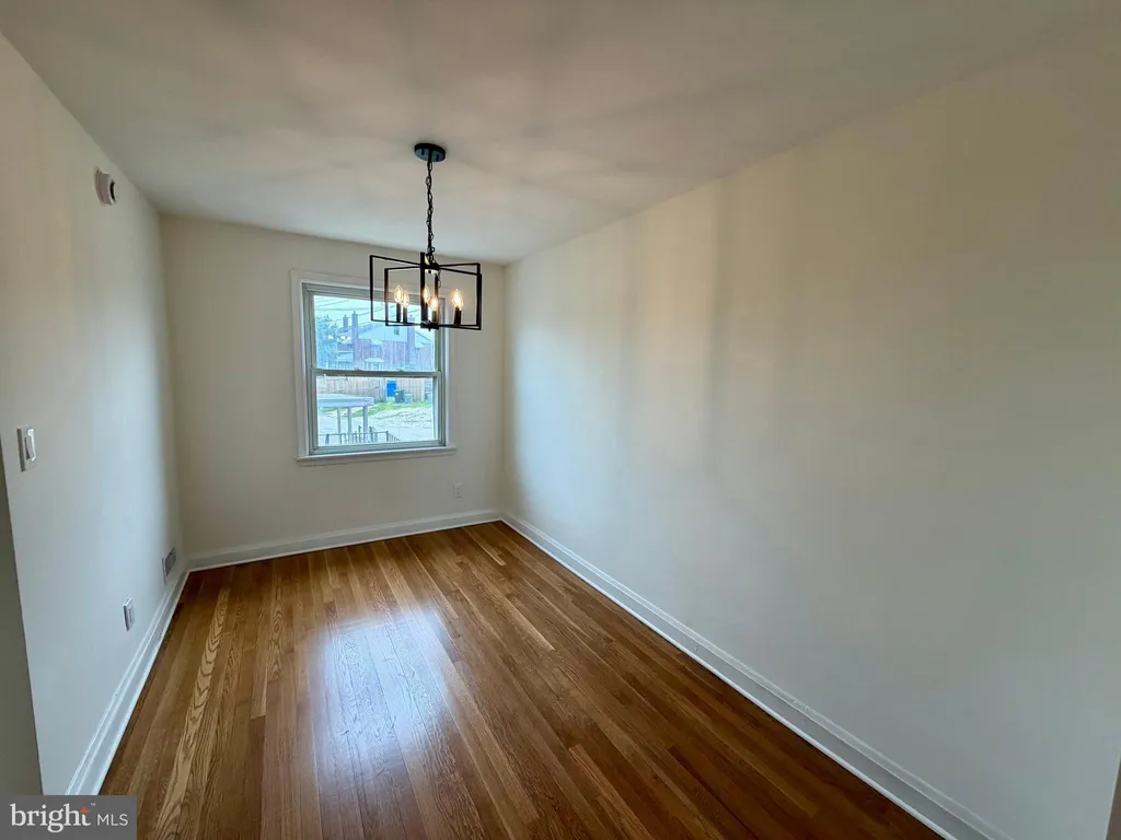 647 Dunwich Way, Baltimore, MD 21221 photo 4