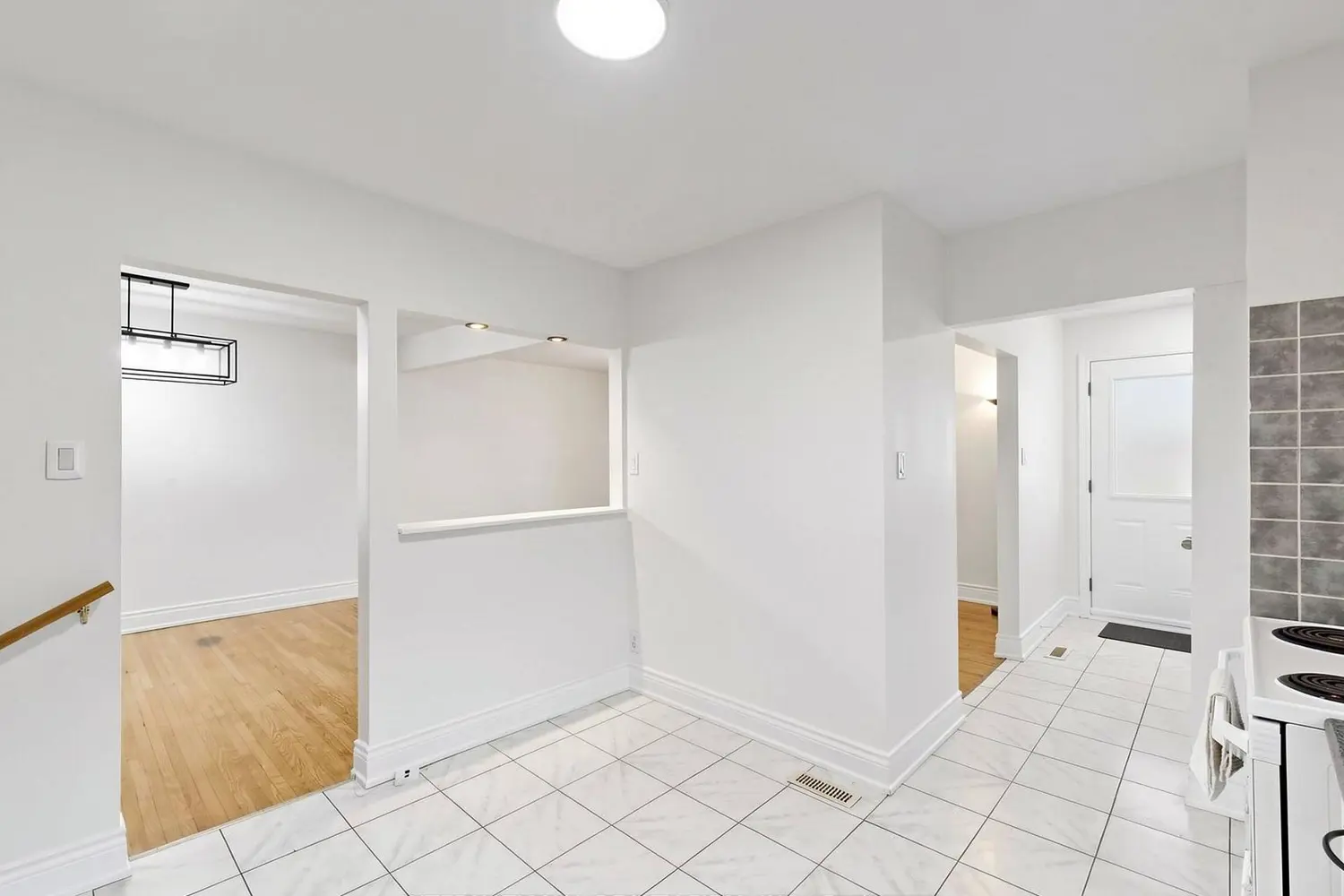 33 Danesbury Crescent photo 5