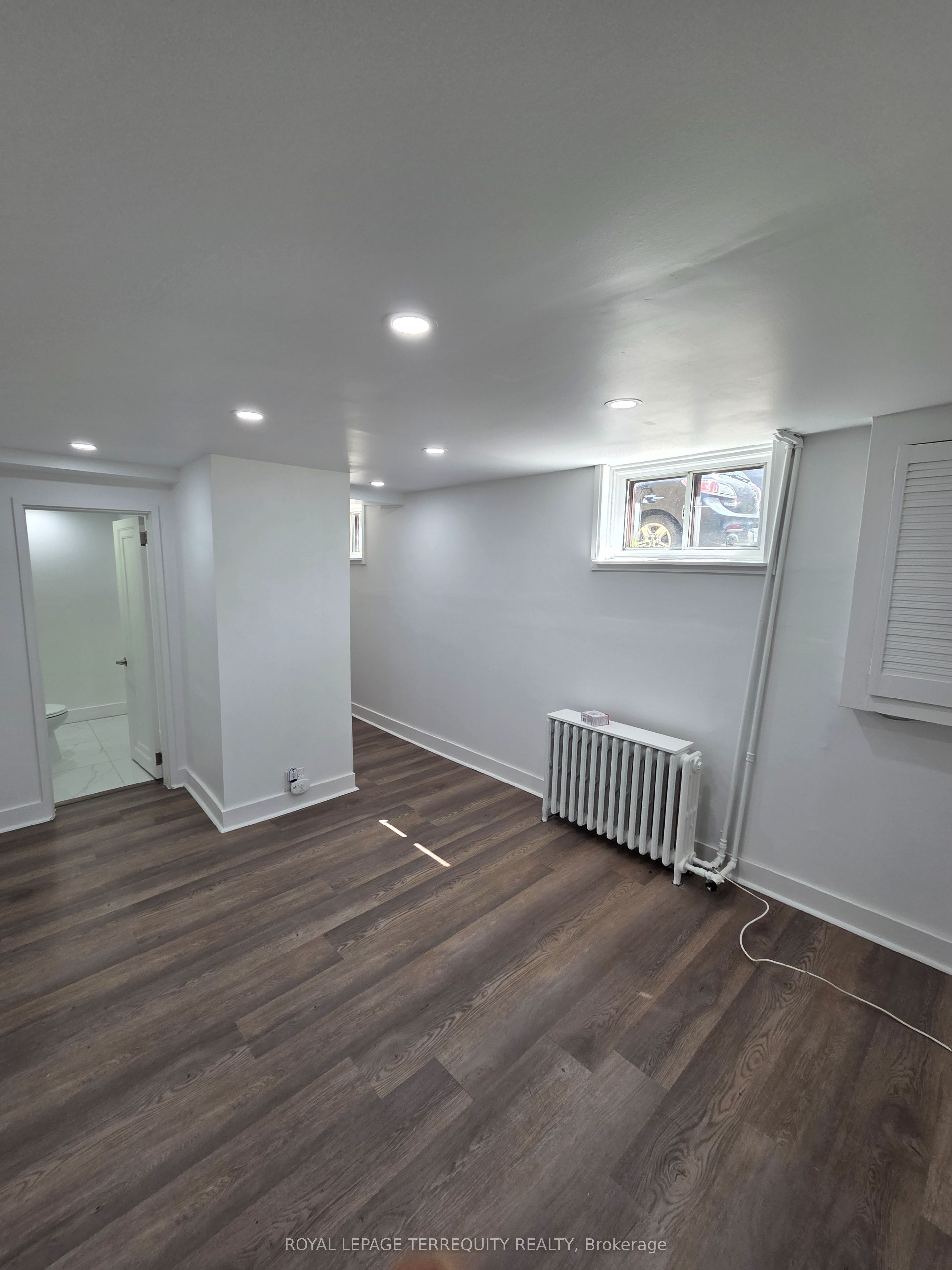 214 Clonmore Drive, Toronto, ON, M1N 1Y1