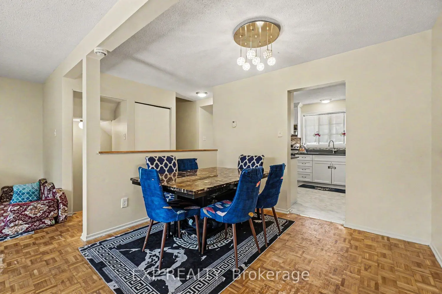1565 Heron Road 6 photo 4
