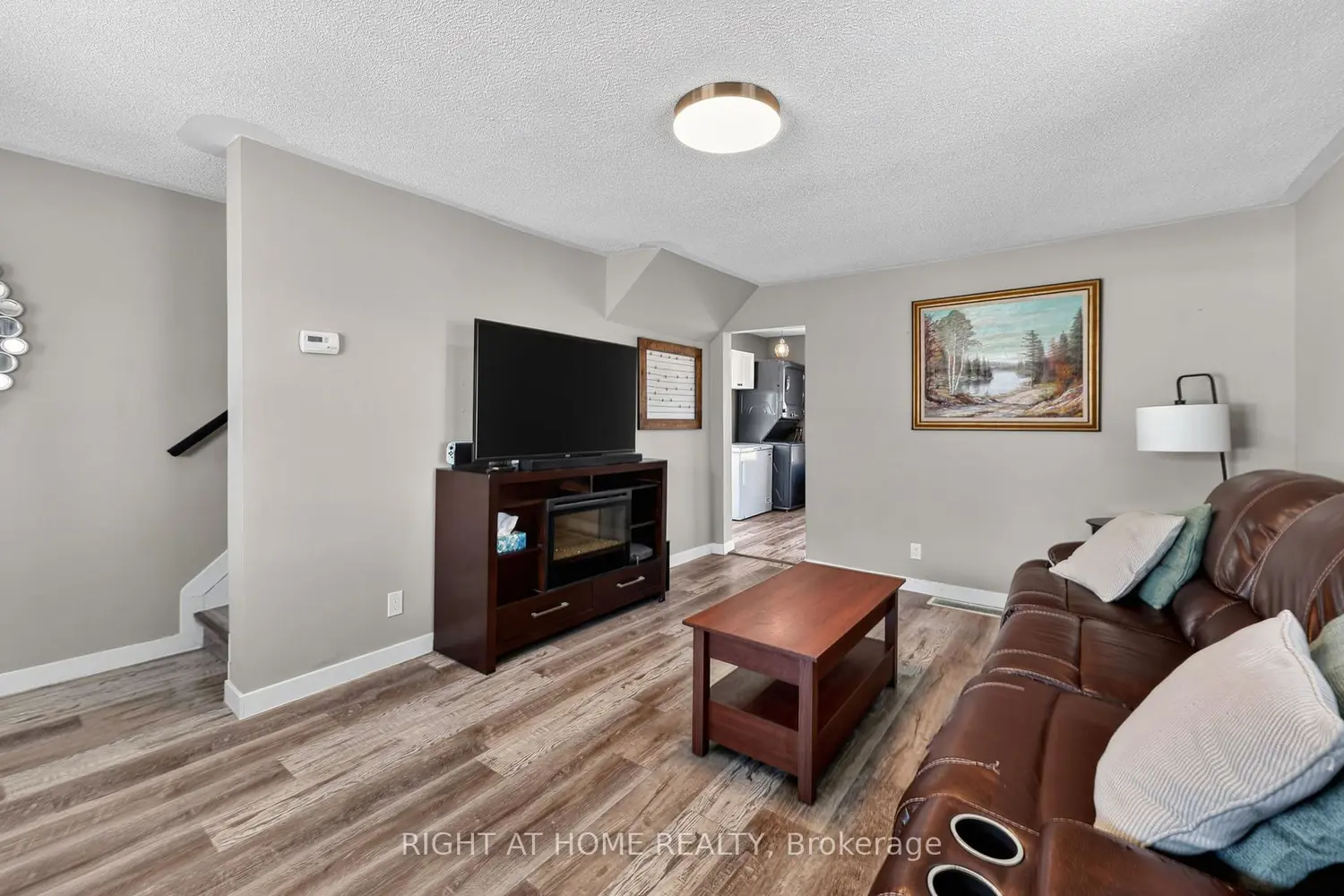 314 Bay Street photo 3