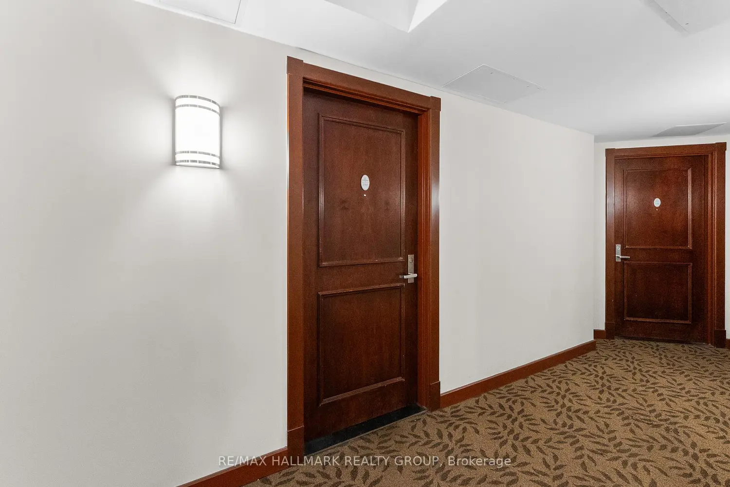 200 Rideau Street 1702