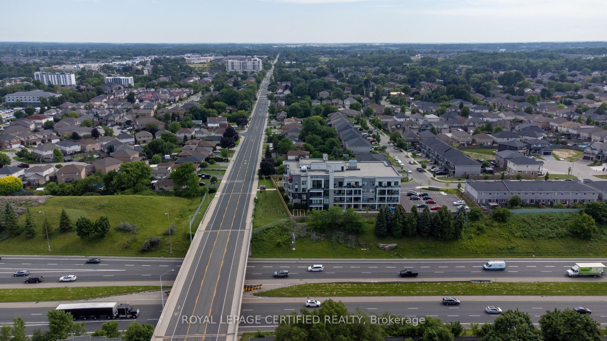 111 Limeridge Road W, Hamilton, ON, L9C 2V3 photo 4