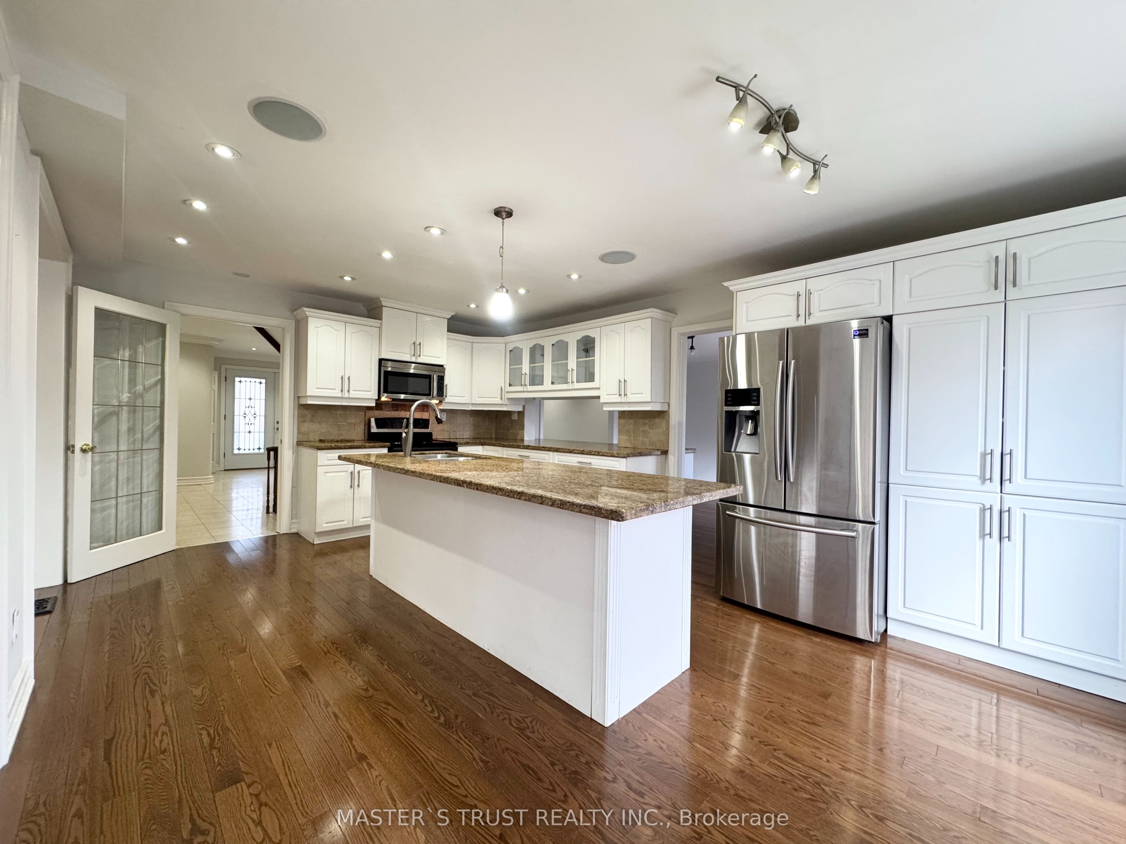 25 Cheval Drive, Toronto, ON, M3B 1R5 photo 5