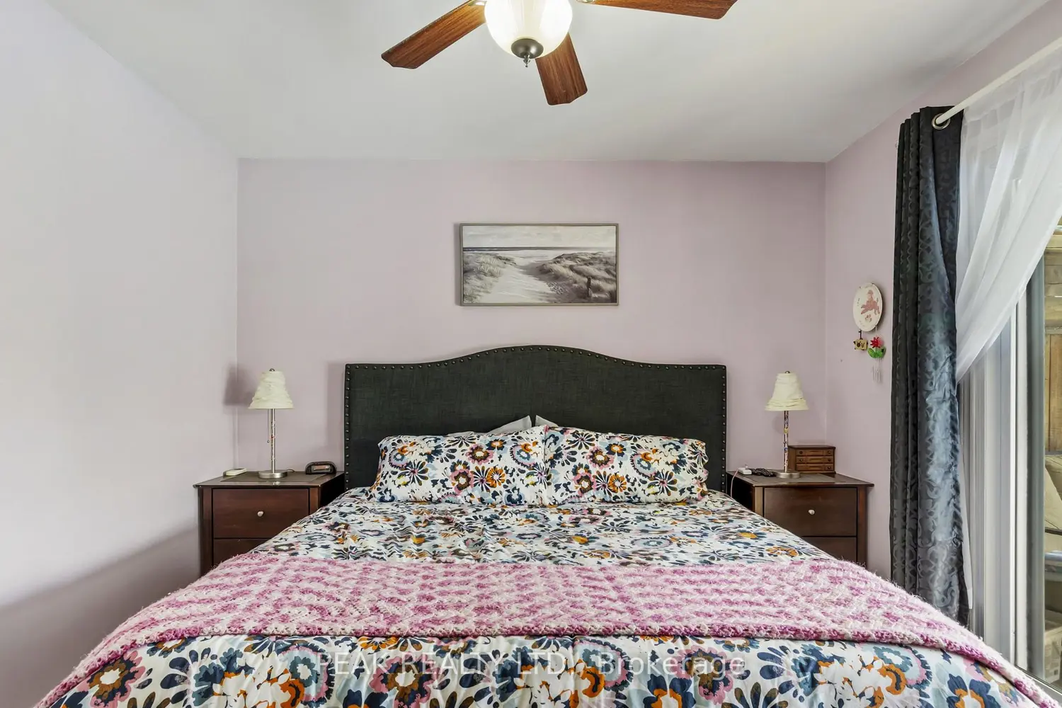 605 Grey Street photo 4