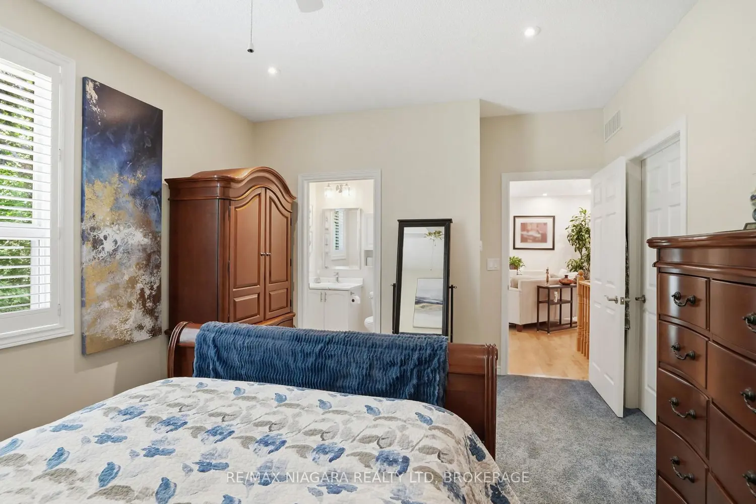 99 Linwell Road 10 photo 5