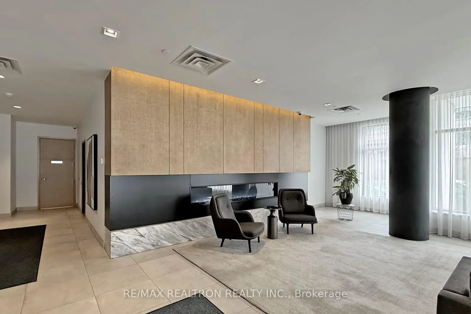 180 Fairview Mall Drive 1605 photo 5