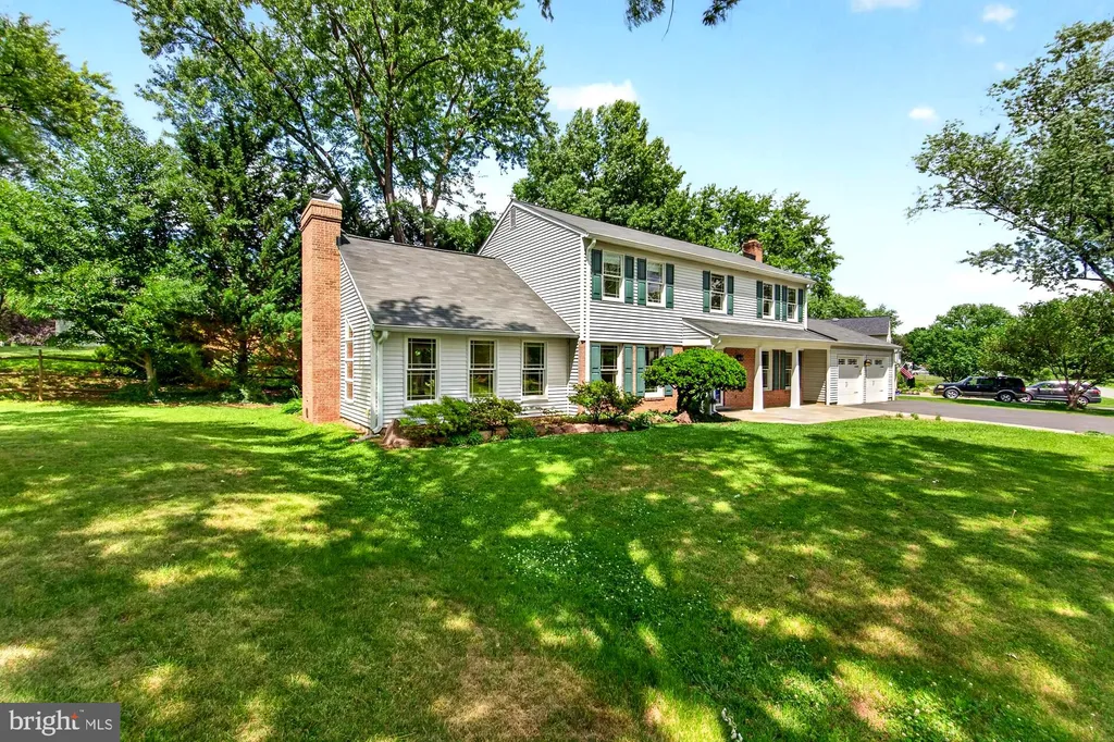 19613 Bodmer Avenue, Poolesville, MD 20837 photo 3