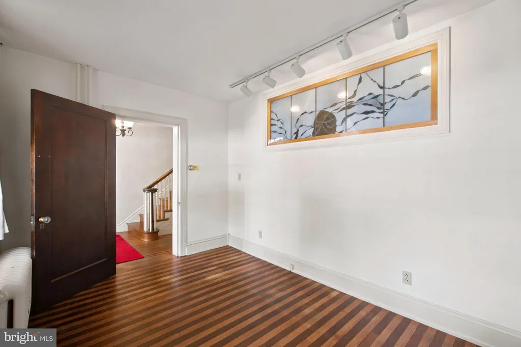 112 E Main Street, Westminster, MD 21157 photo 5