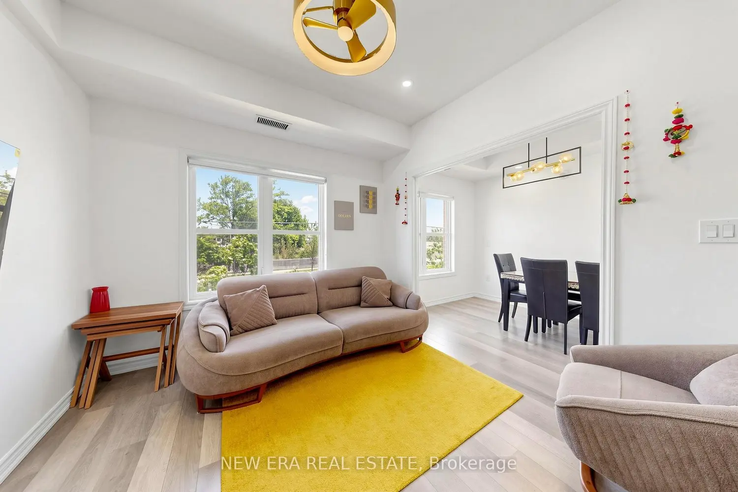 3865 Major Mackenzie Drive 216