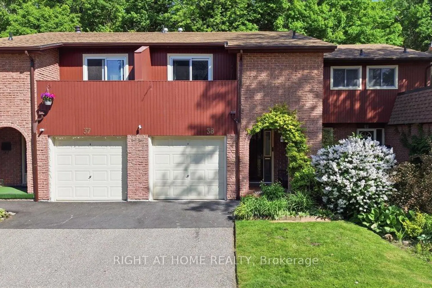 2301 Cavendish Drive 38