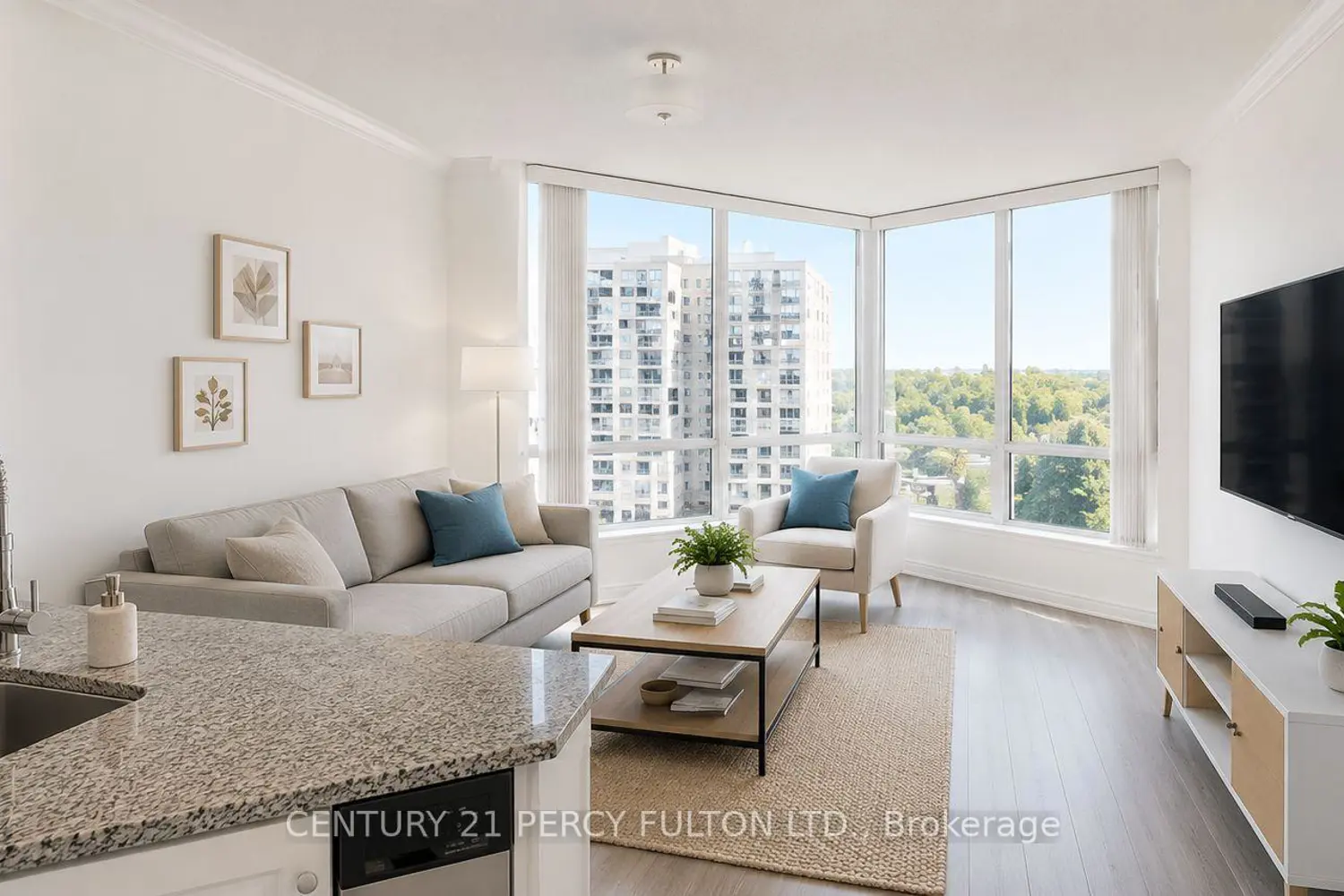 10 Northtown Way 1509 photo 3