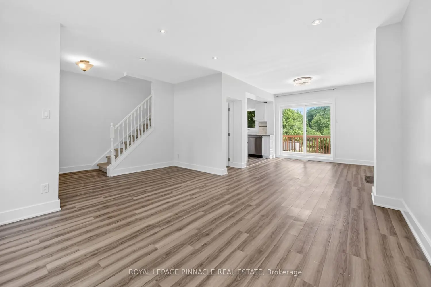 11 Elizabeth Street photo 5