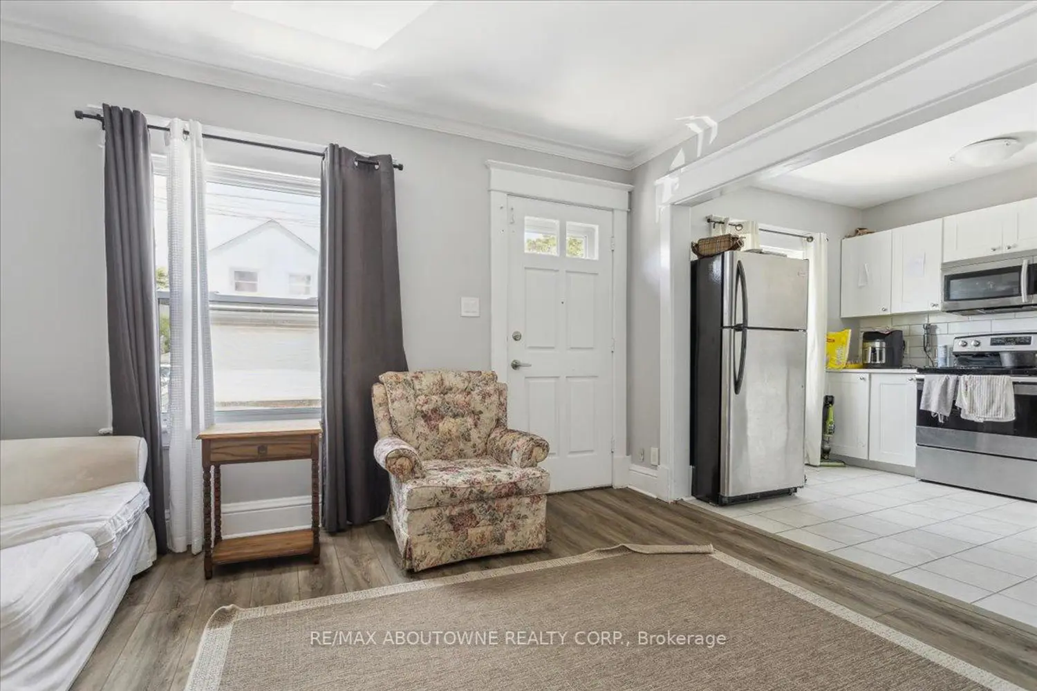 26 Vine Street photo 2
