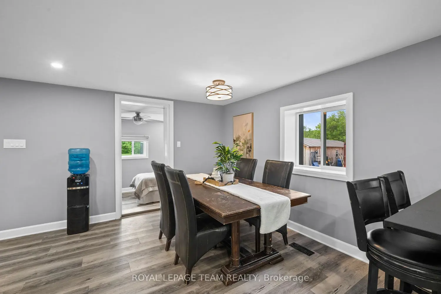 16509 Cedarvale Road photo 3