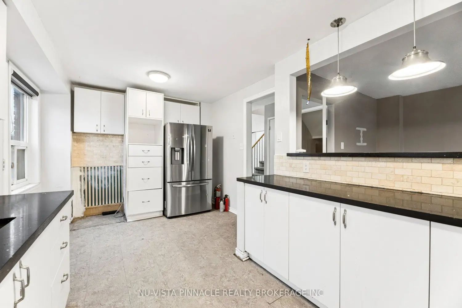 1627 Alwin Circle photo 5