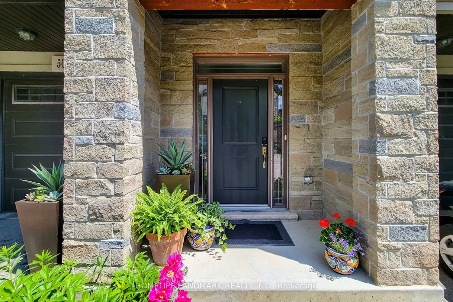 52 Sonoma Valley Crescent