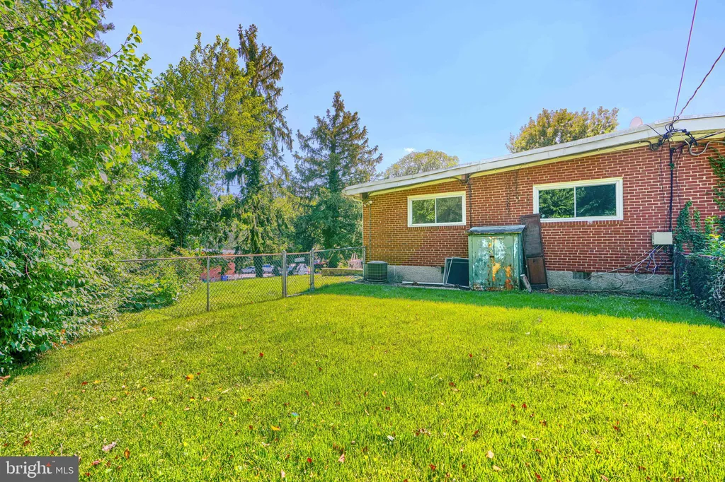 6821 Barnett Road, Baltimore, MD 21239