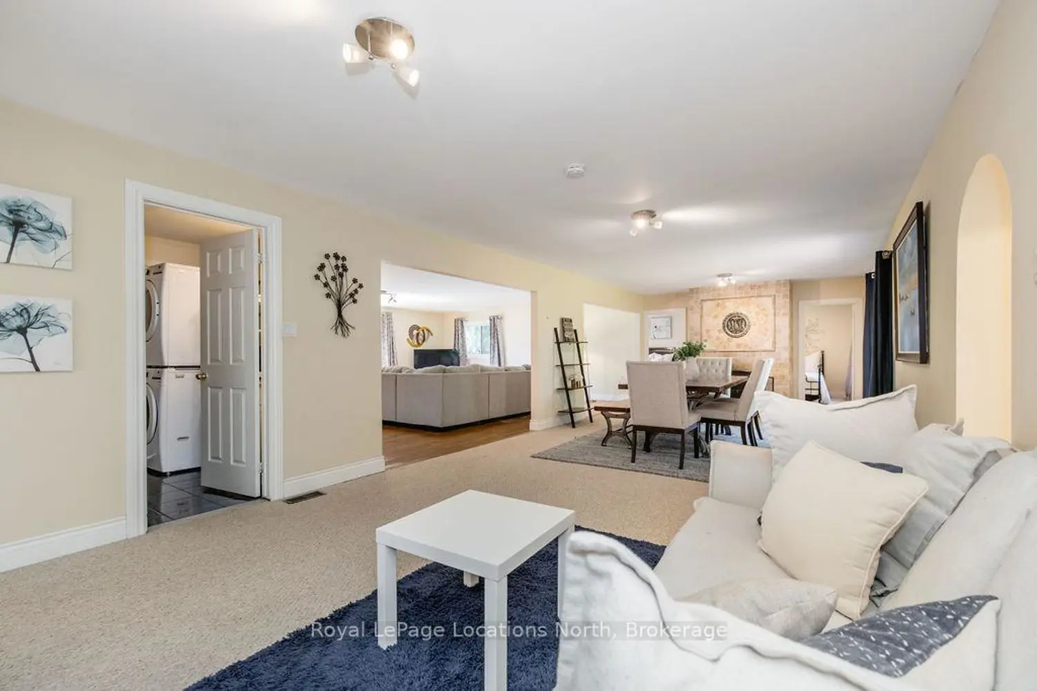 3934 Lakeview Road photo 4