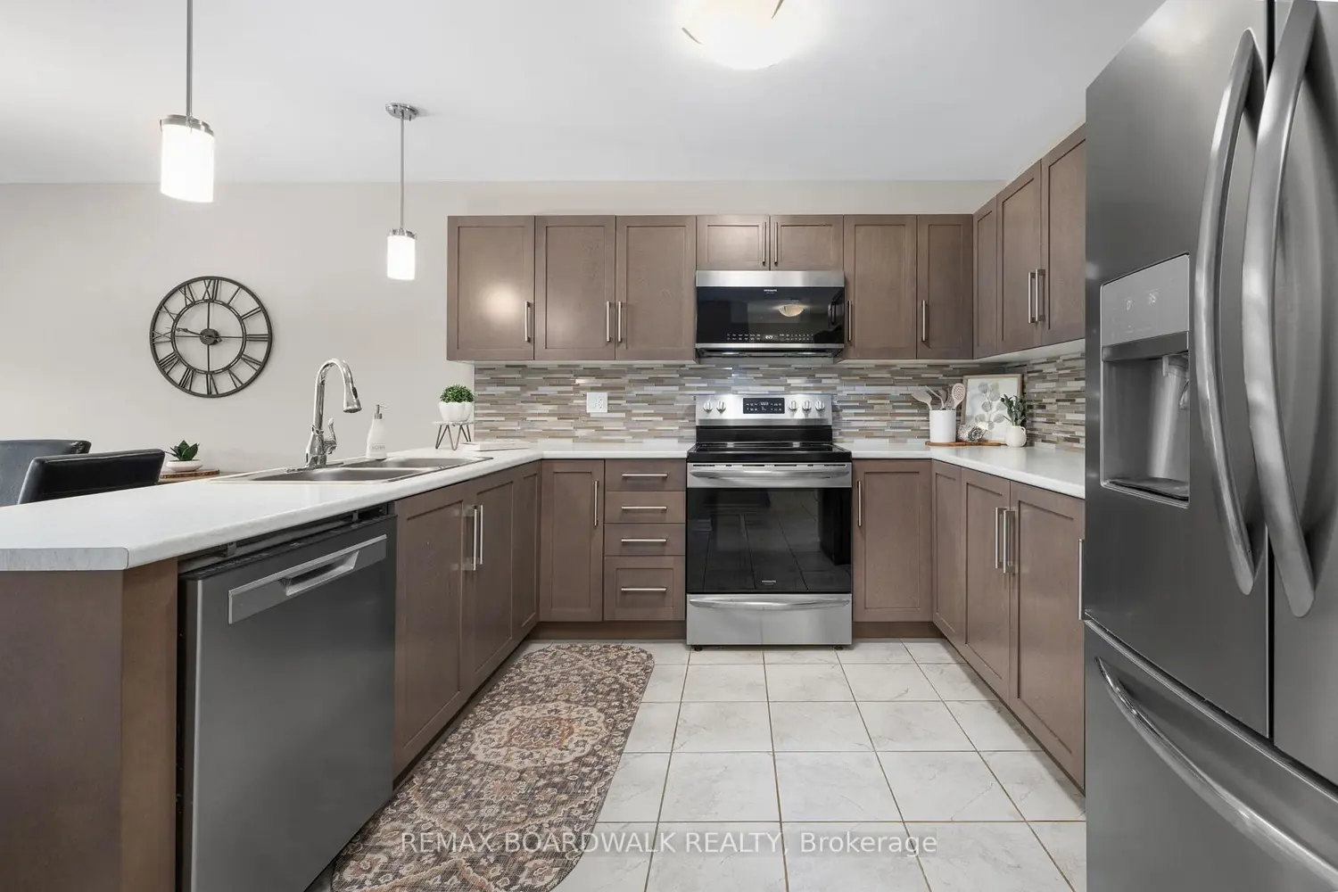 923 Leishman Drive photo 2